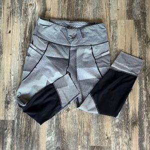 Athleta crop leggings